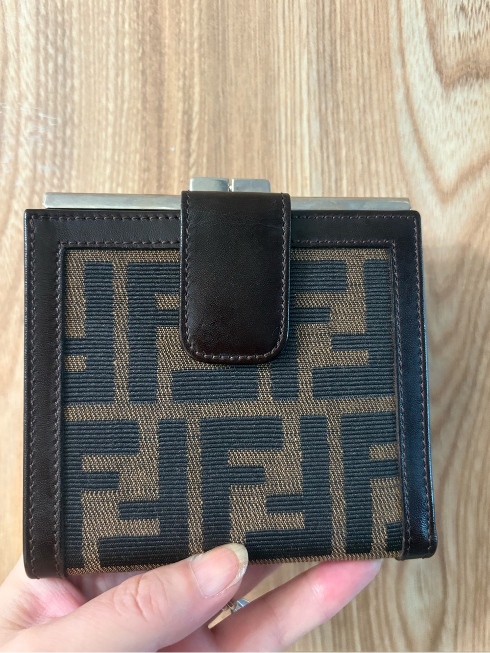 Authentic Fendi Zucca kisslock leather wallet Excellent